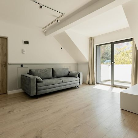 Aparthotel Nest Inn Meteor Клуж-Напока Экстерьер фото