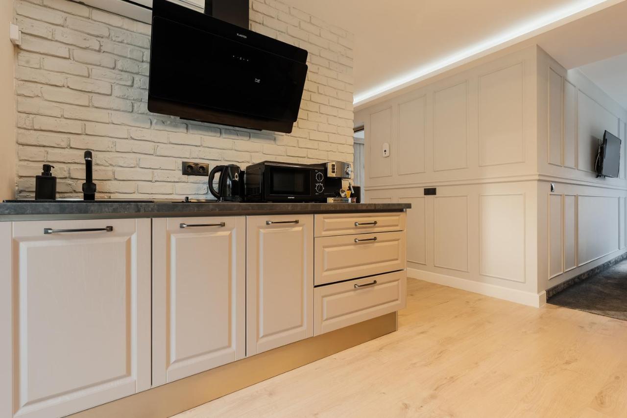 Aparthotel Nest Inn Meteor Клуж-Напока Экстерьер фото