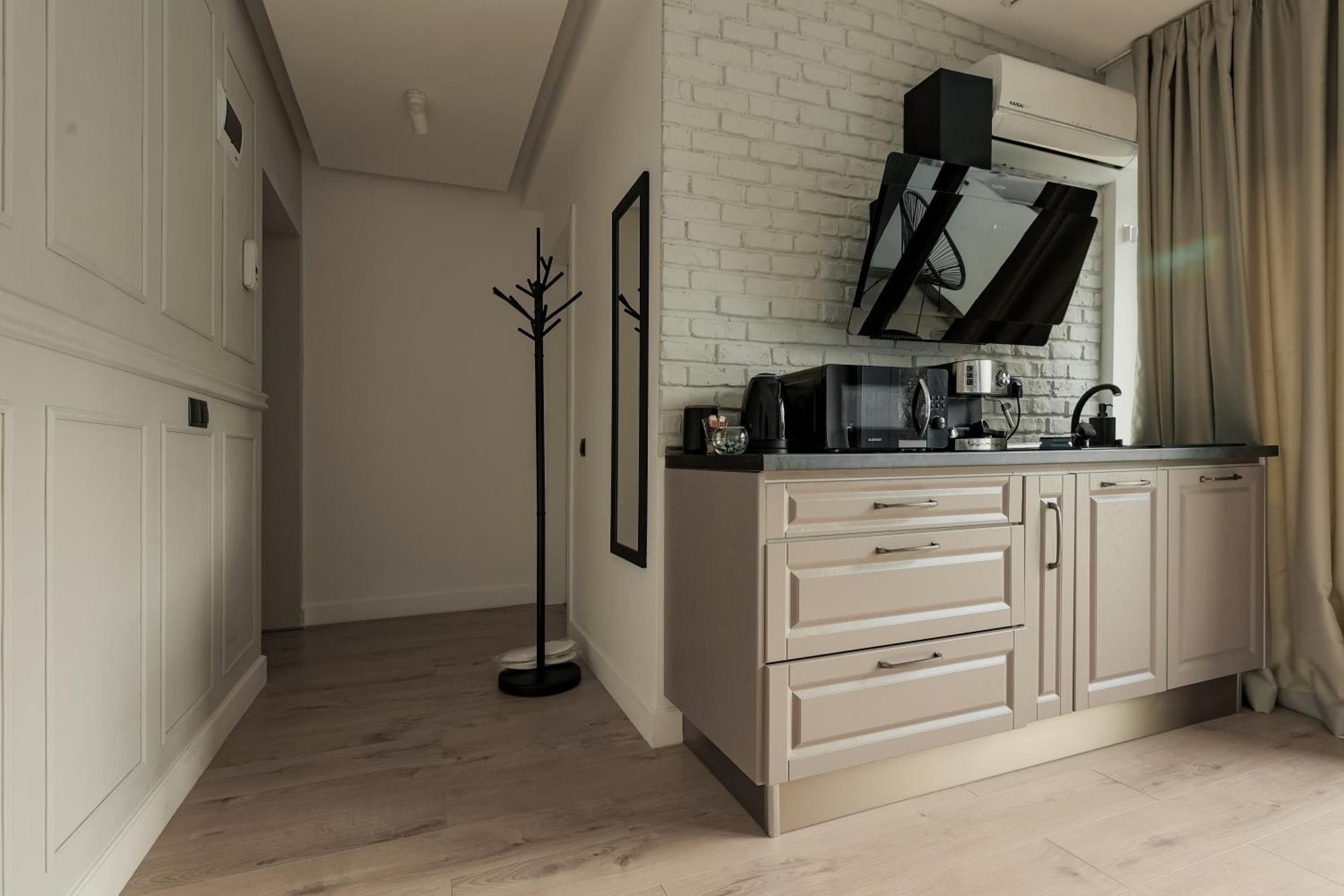 Aparthotel Nest Inn Meteor Клуж-Напока Экстерьер фото