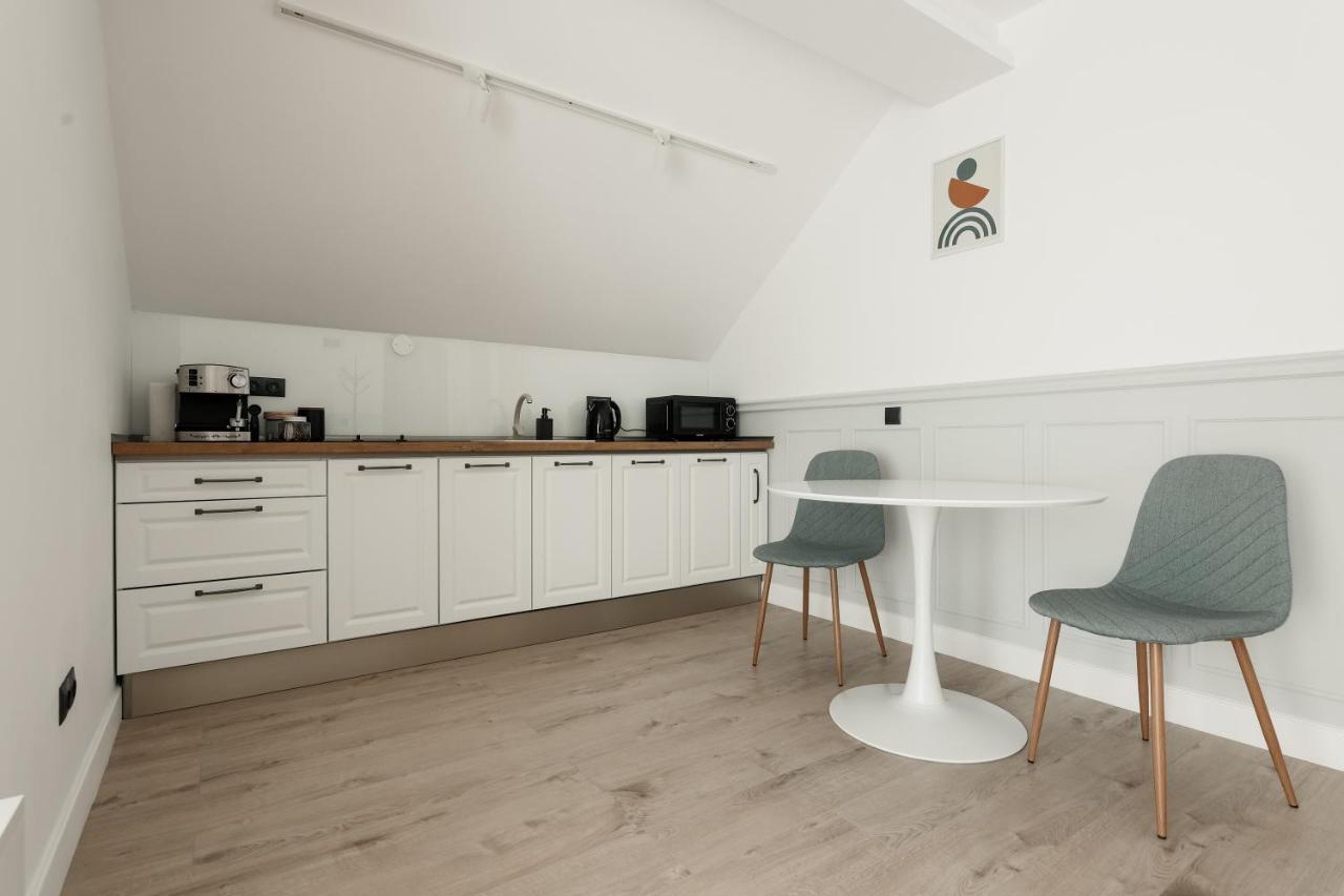 Aparthotel Nest Inn Meteor Клуж-Напока Экстерьер фото