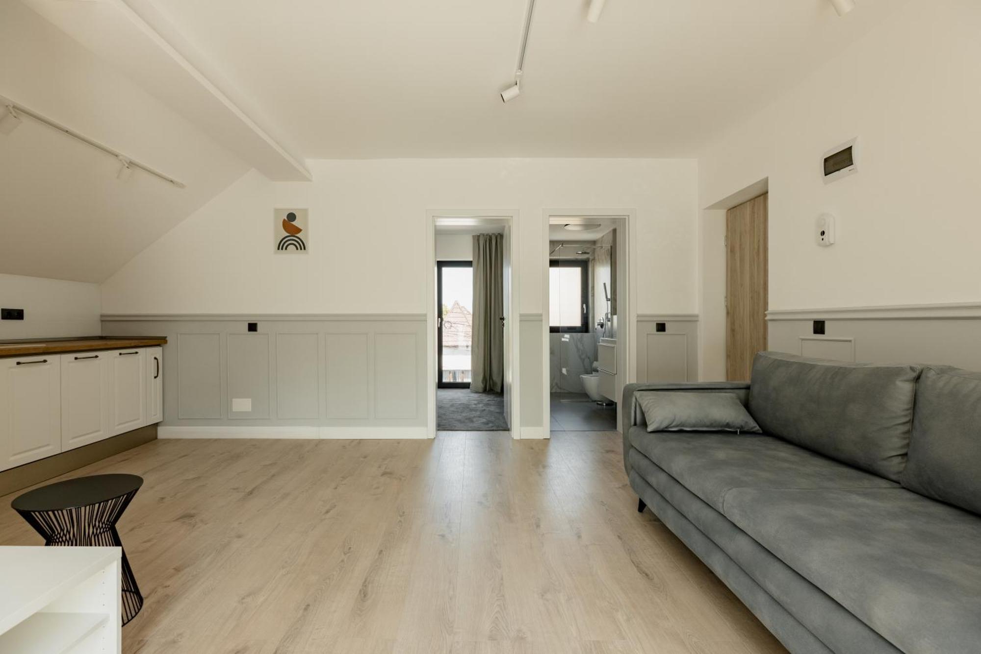 Aparthotel Nest Inn Meteor Клуж-Напока Экстерьер фото