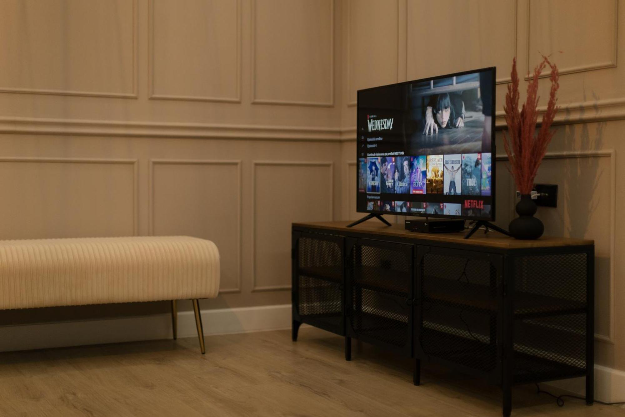 Aparthotel Nest Inn Meteor Клуж-Напока Экстерьер фото